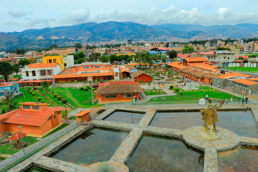 complejo baños del inca